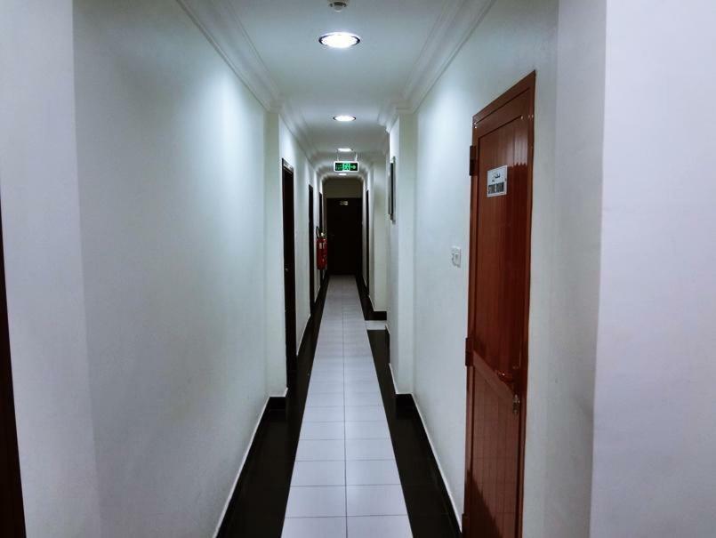 מוסקט Plaza Hotel מראה חיצוני תמונה